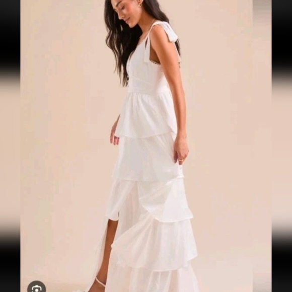 Altar'd State Dresses & Skirts - Altar’d State Mallory Tiered Maxi Dress NWOT Wedding Event Gown Lace Back XS